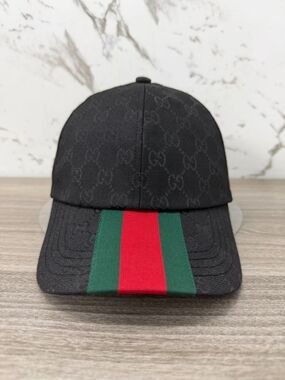 Gucci Black GG Canvas Cap with Red and Green Web Stripe
